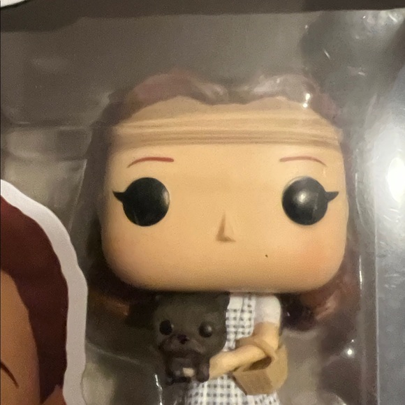 Funko Pop Wizard of Oz Dorothy & Toto Figure - Picture 4 of 4